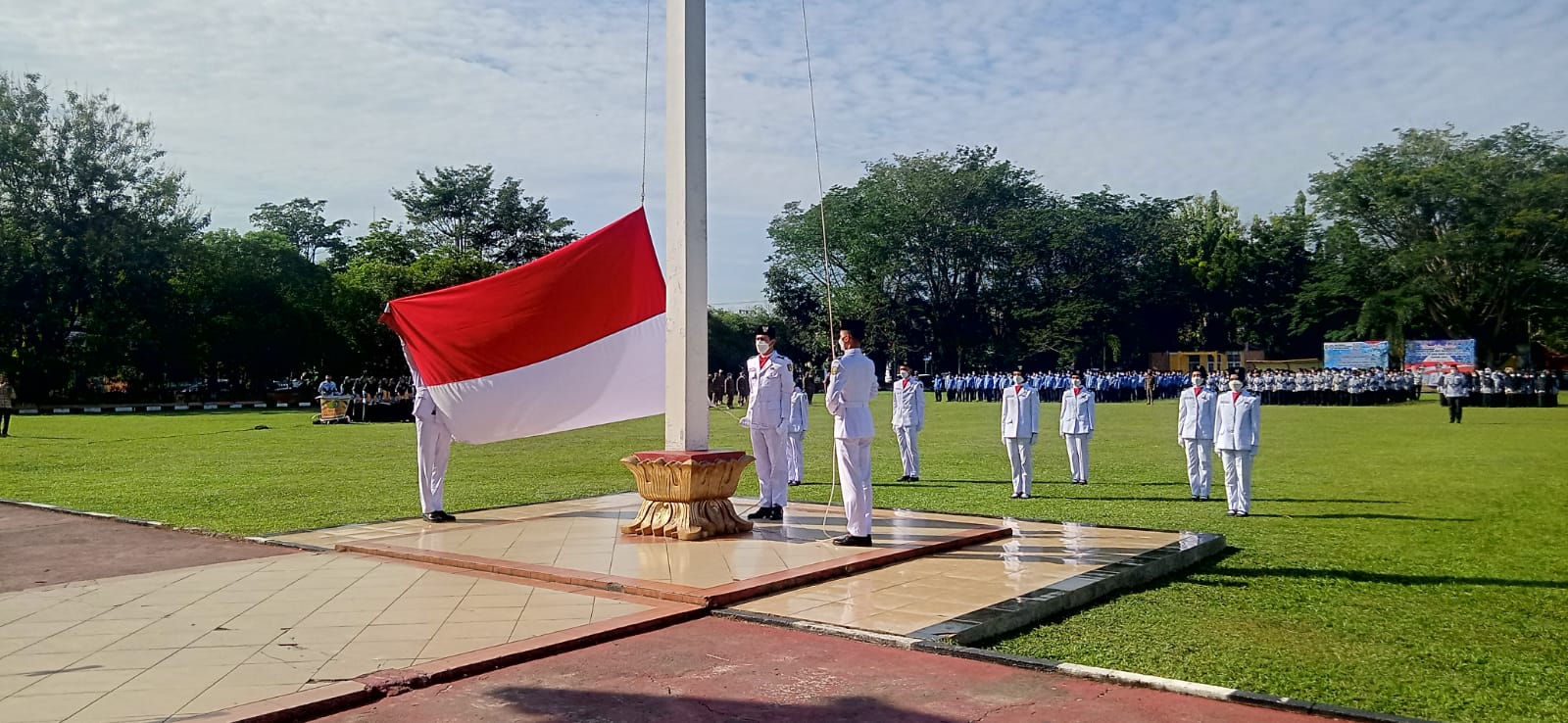 Ketua Pengadilan Agama Teluk Kuantan Ikuti Upacara Hut Korpri Ke Hut Ke Pgri Dan Hari