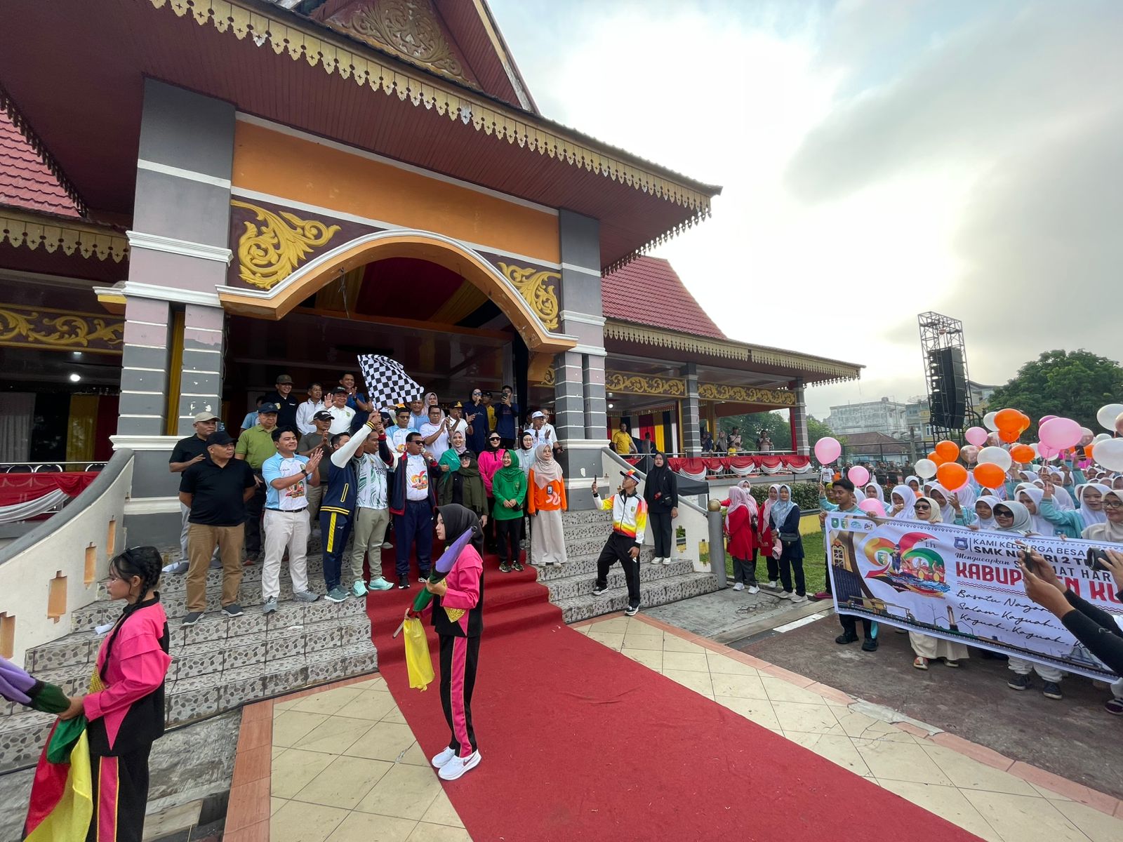 Pembukaan jalan santai.jpeg