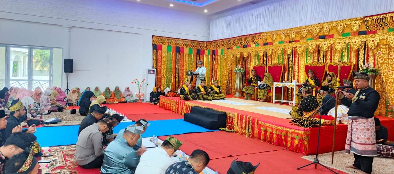 gelar adat 2.jpeg