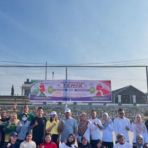 Pertandingan Tenis Persahabatan PA dan PN Teluk Kuantan