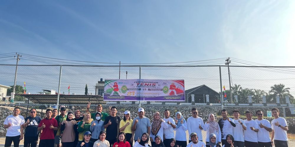 Pertandingan Tenis Persahabatan PA dan PN Teluk Kuantan