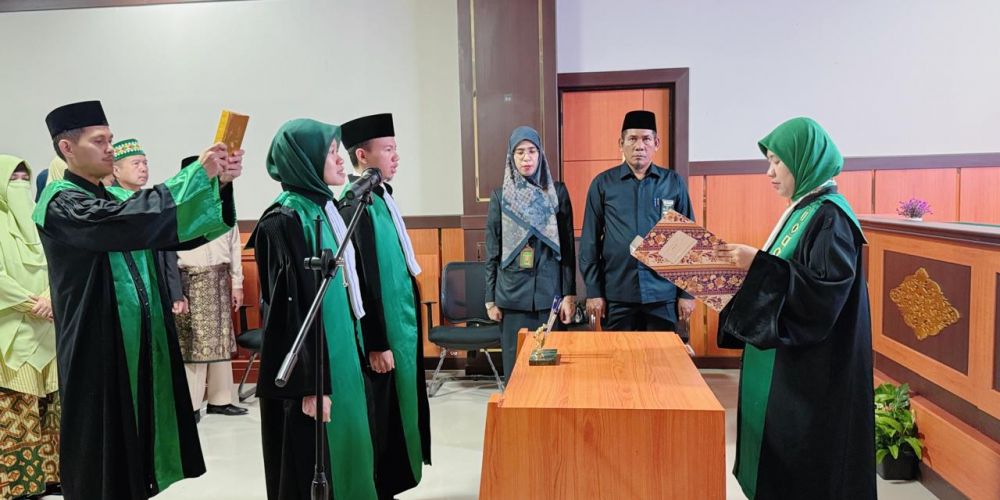 Pelantikan dan Pengambilan Sumpah Jabatan Hakim