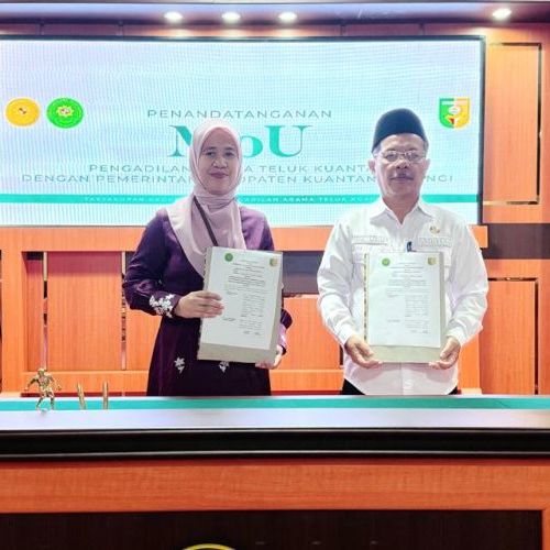 Penandatanganan MoU PA Teluk Kuantan dengan Pemda Kuansing